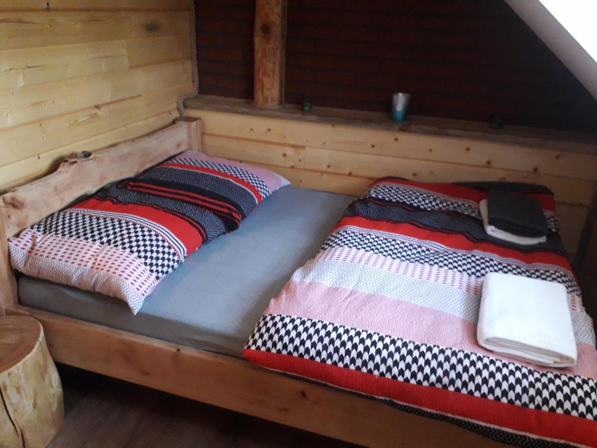 Baligród Jaskowa Chata Bieszczady Apartament Z Basenem מראה חיצוני תמונה