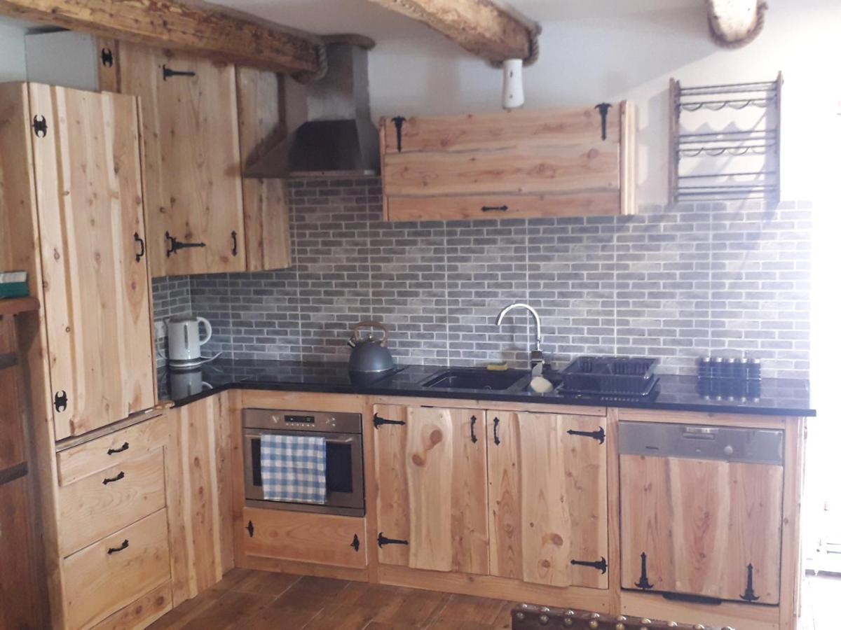 Baligród Jaskowa Chata Bieszczady Apartament Z Basenem מראה חיצוני תמונה