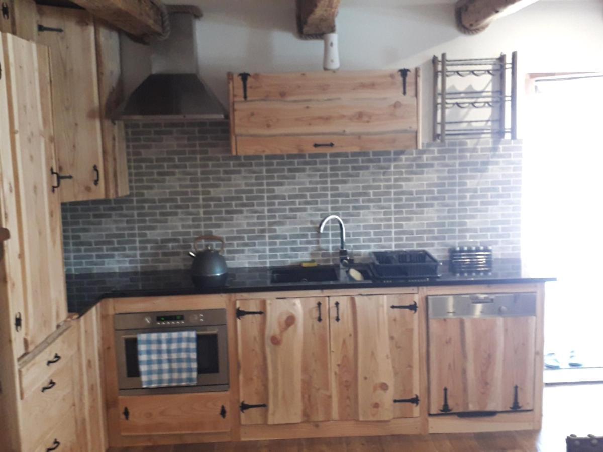 Baligród Jaskowa Chata Bieszczady Apartament Z Basenem מראה חיצוני תמונה