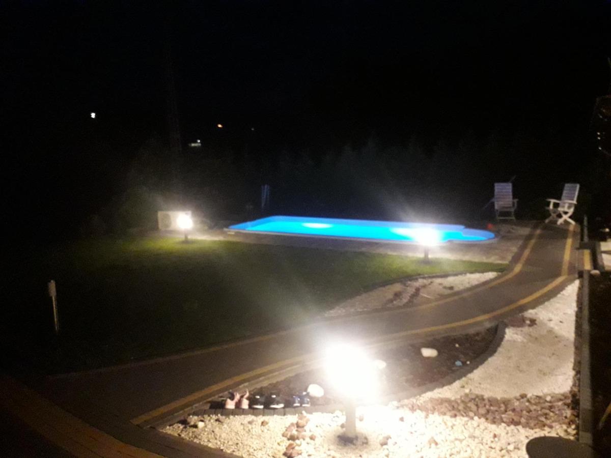 Baligród Jaskowa Chata Bieszczady Apartament Z Basenem מראה חיצוני תמונה