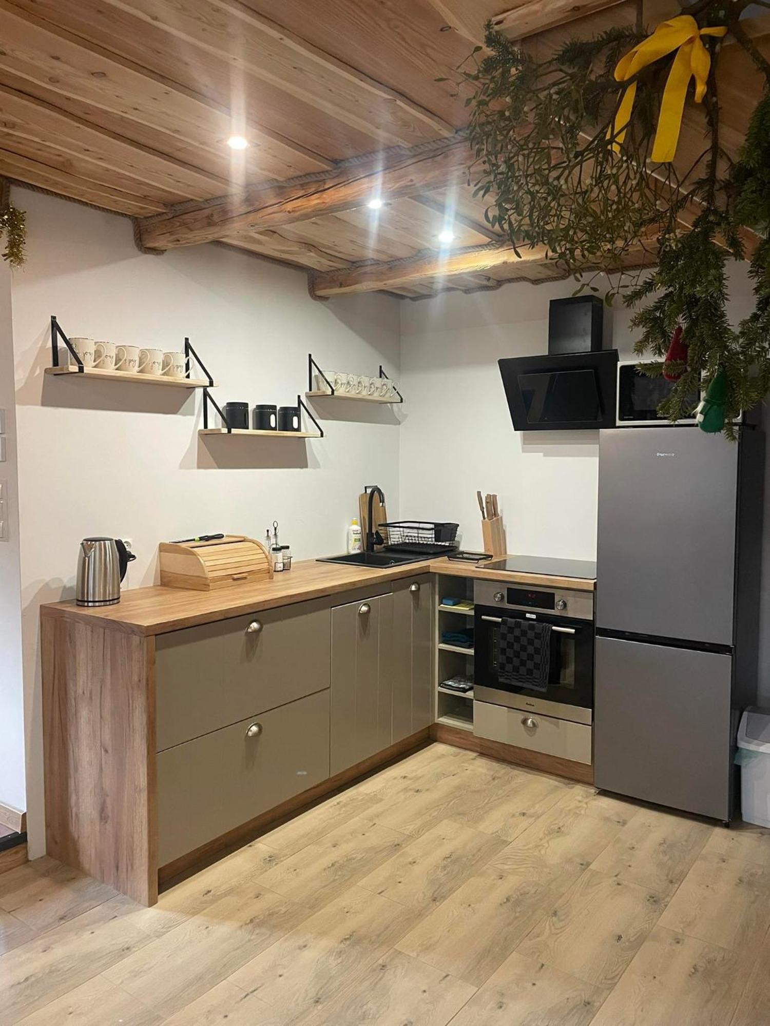 Baligród Jaskowa Chata Bieszczady Apartament Z Basenem מראה חיצוני תמונה